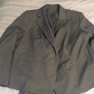 Anne Klein Gray Pants Suit, size 22w